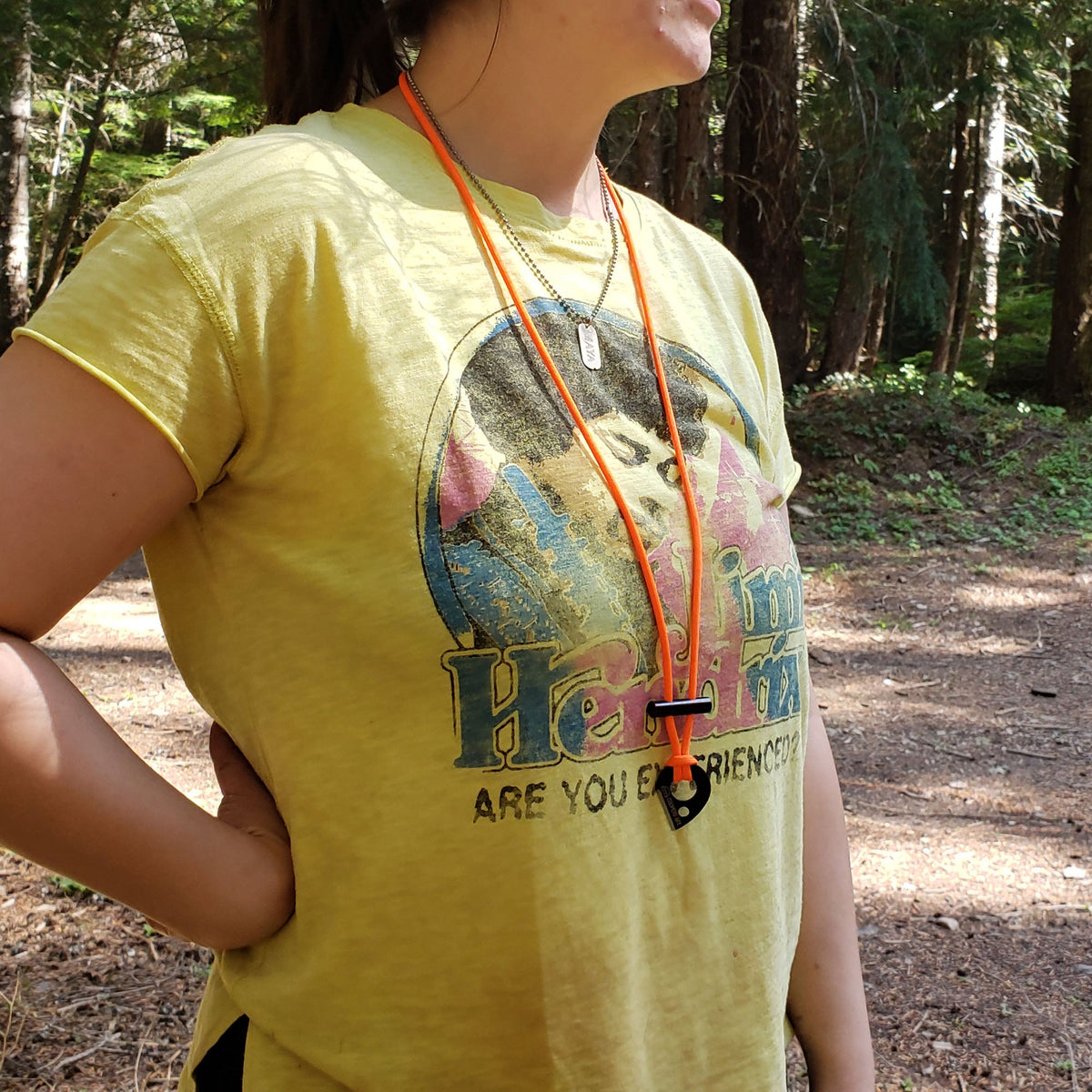 Emergency Fire Starter Necklace - Lightweight Mini Ferro Rod with Steel Claw Striker & Neck Lanyard